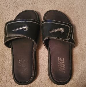 Nike slides